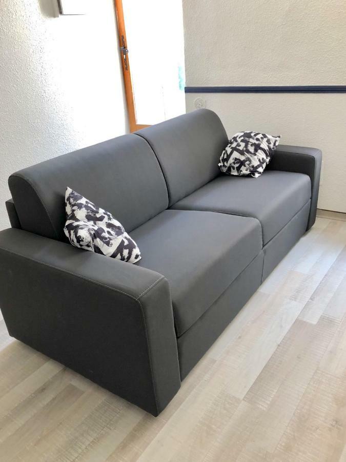 Patio, Jacuzzi Professionnel, Table De Massage, Climatise, Le Cocon De Pedro Apartment *
