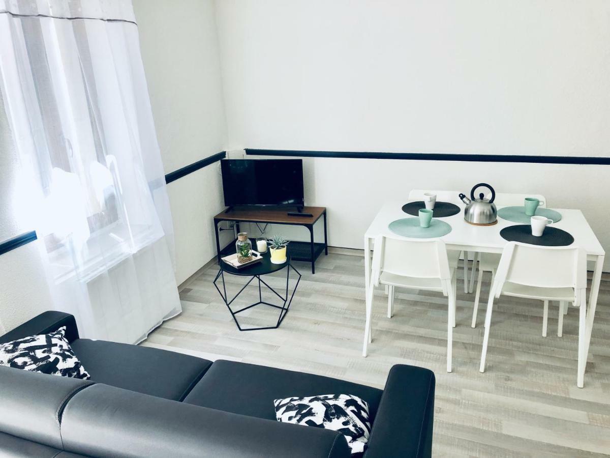 Apartment Patio, Jacuzzi Professionnel, Table De Massage, Climatise, Le Cocon De Pedro *